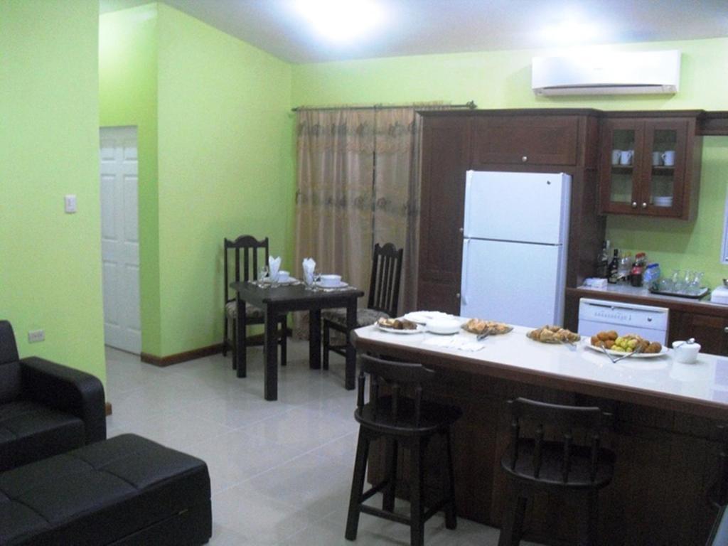 Piarco Village Suites المظهر الخارجي الصورة