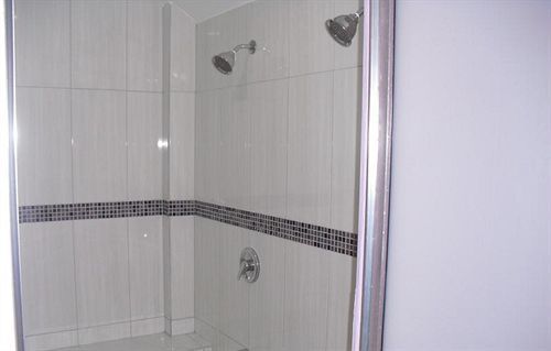 Piarco Village Suites المظهر الخارجي الصورة