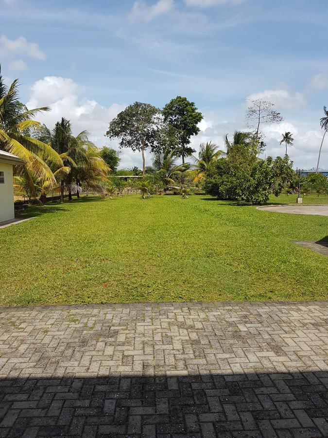 Piarco Village Suites المظهر الخارجي الصورة