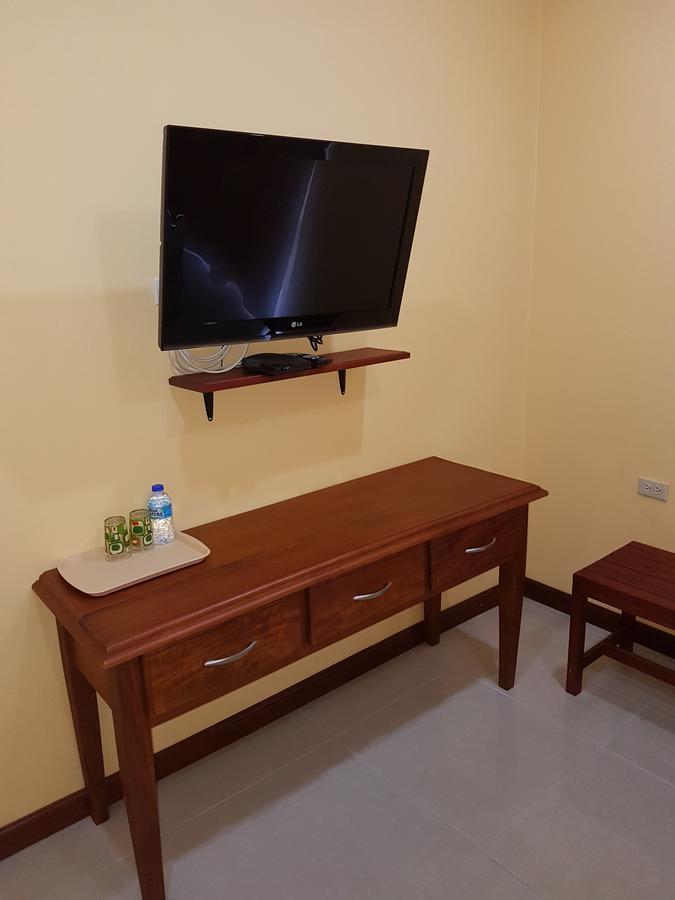 Piarco Village Suites المظهر الخارجي الصورة