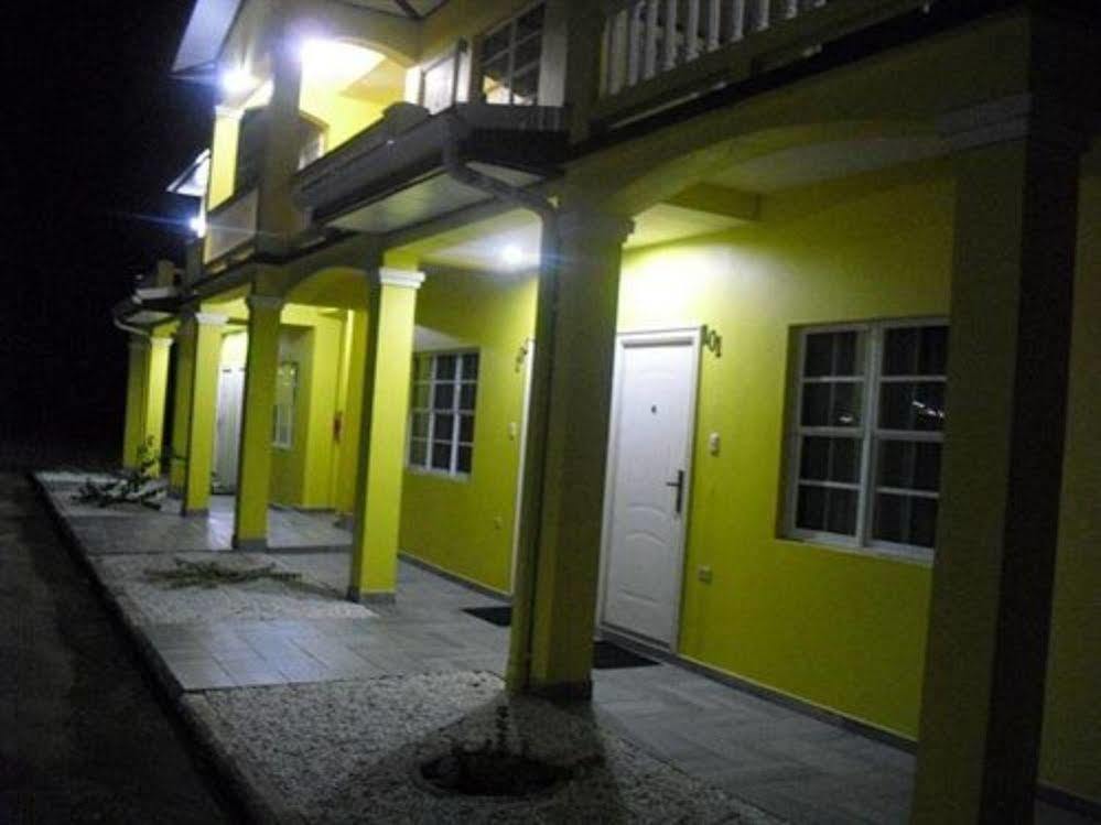 Piarco Village Suites المظهر الخارجي الصورة